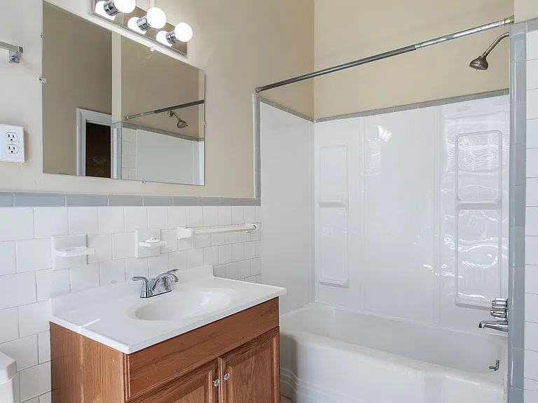 2604 Grove Ave #4 — Photo 24