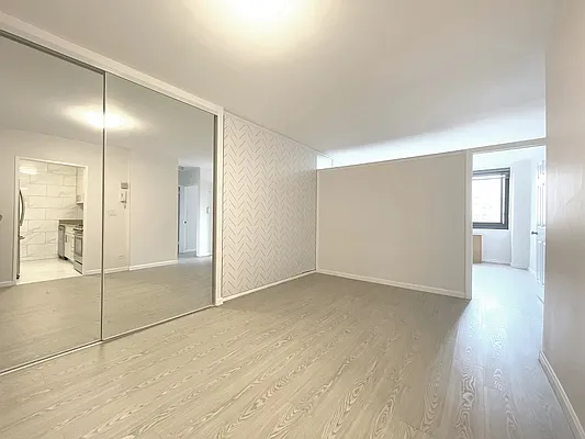 Rented by City Connections Realty | media 1