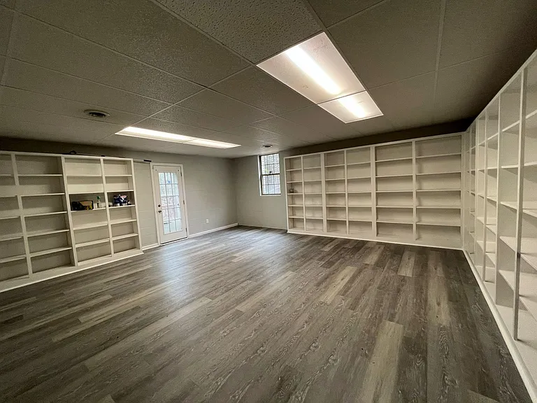 670 Emerald Ave — Photo 12