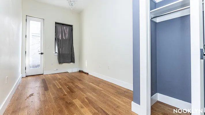 Rented by Nooklyn NYC LLC | media 22