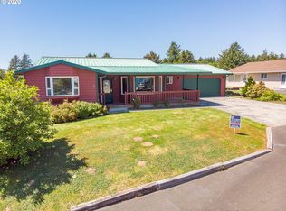 4360 Orchard Loop, Tillamook, OR 97141