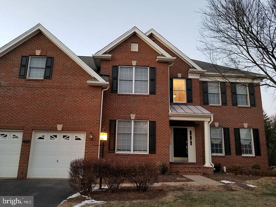 1st image of 15080 Valhalla Ct