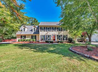 1492 Hartman Dr, Lilburn, GA 30047