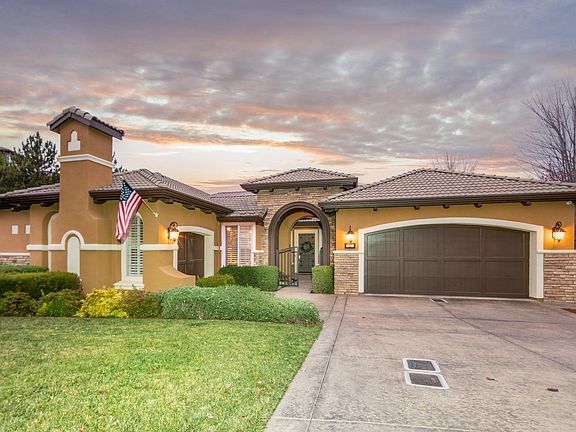 2nd image of 607 Liguria Ct