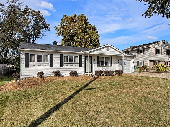 3rd image of 126 Birch Ln