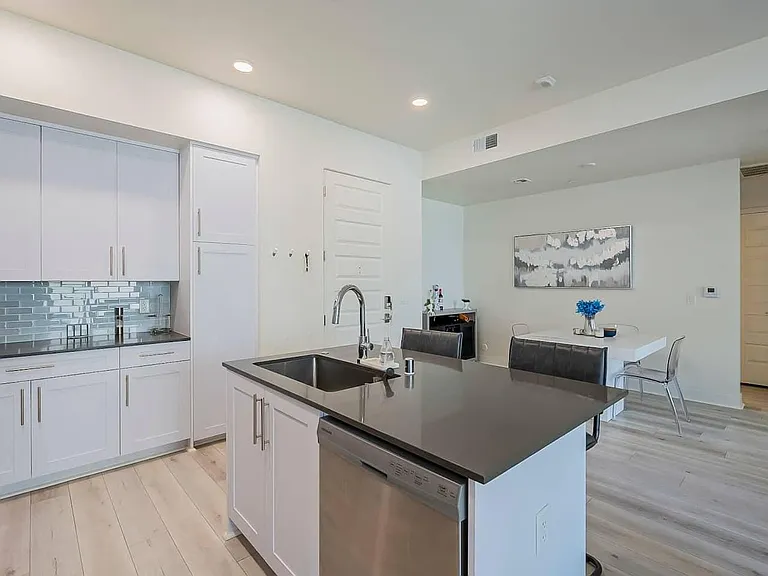 7300 E Earll Dr #2019 — Photo 17