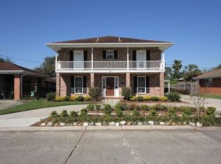 3024 Ridgeway Dr, Metairie, LA 70002