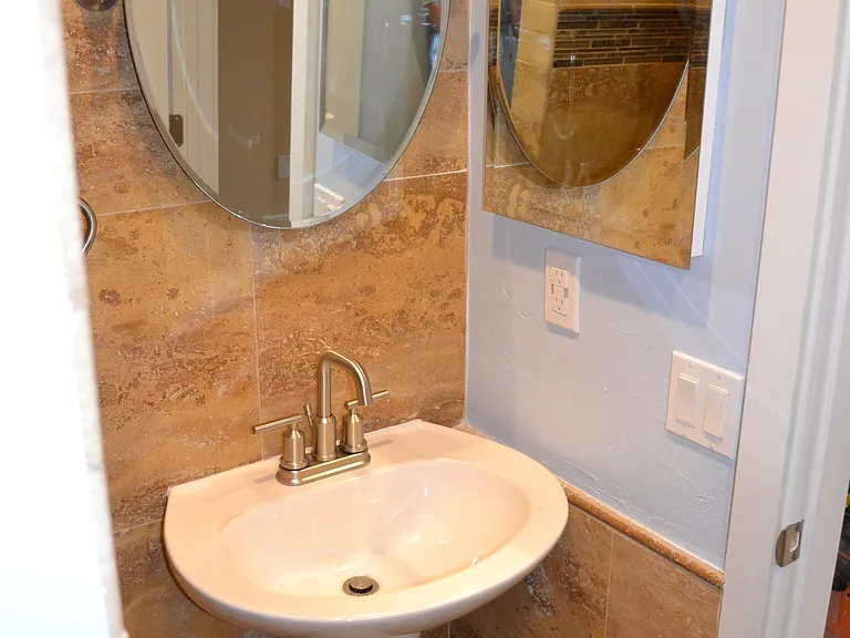 501 S Vine St S #3 — Photo 3
