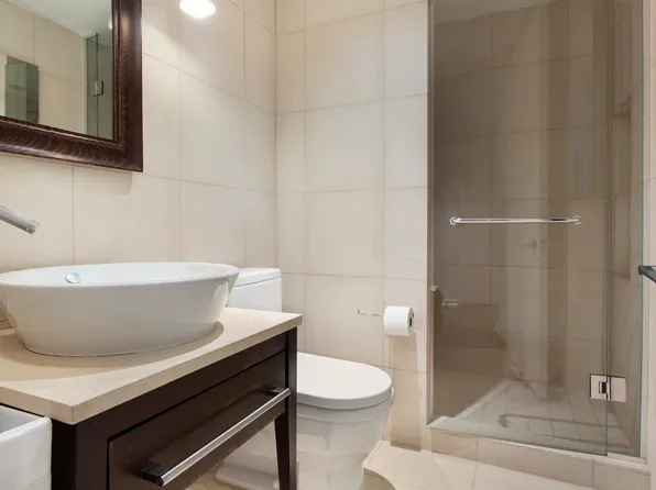 340 East 23rd Street image 5 of 6