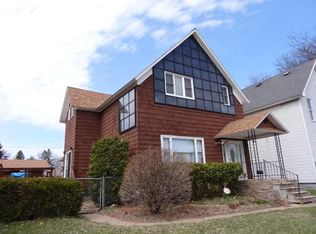 735 Marinette Ave, Marinette, WI 54143