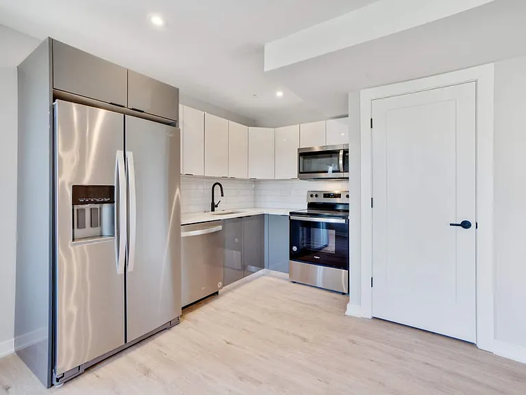 2639 Cecil B. Moore Ave- DPD 4285 Warwick — Photo 9