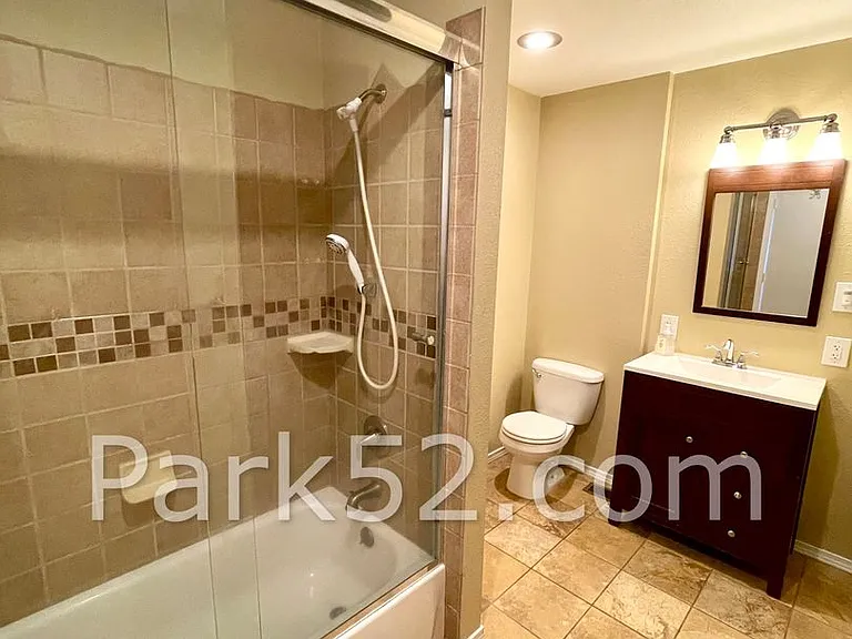 808 S Oxford St — Photo 18