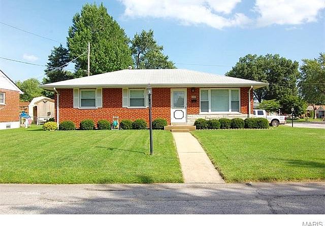 1st image of 408 Greenmeadows Dr
