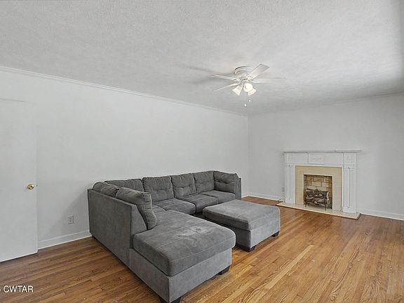 4th image of 21 Covington St