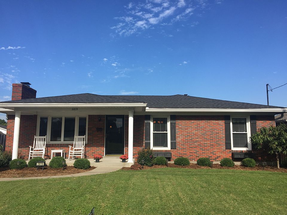 1st image of 2819 Parklawn Dr