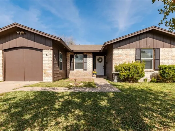 410 Birchwood Dr, Kingsville, TX 78363