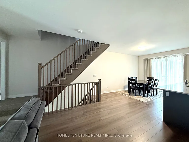 1956 Altona Rd #2 — Photo 3