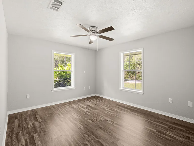 708 Woodland Dr — Photo 21
