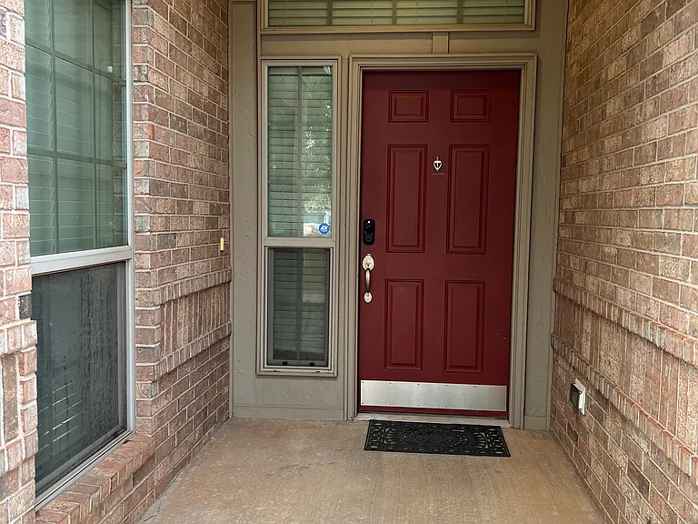 18509 Agua Dr — Photo 3
