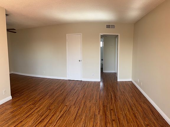 4th image of 434 S 6th St #K