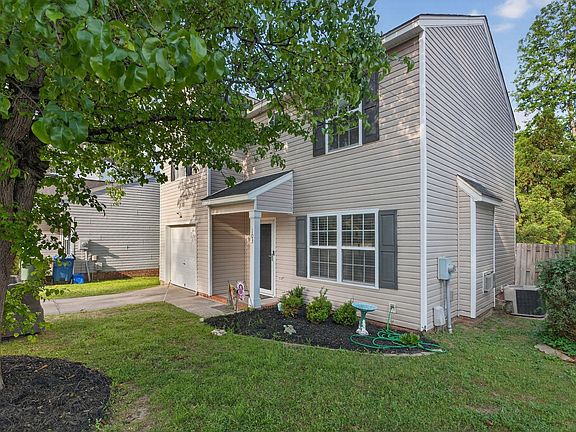 4th image of 103 Village Way