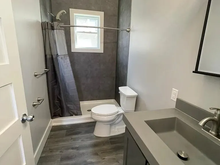 1569 Broadway Ave NW #2 — Photo 2
