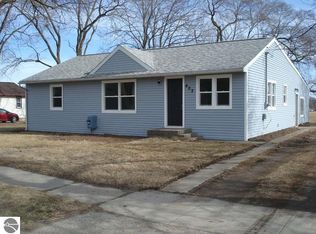 402 N Bradley Rd, Mount Pleasant, MI 48858