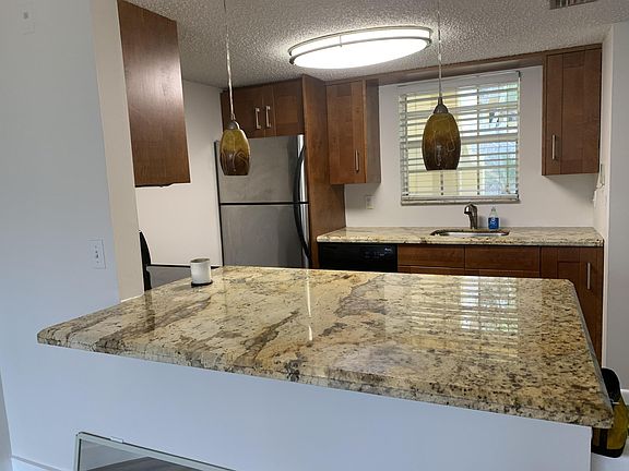 4th image of 6315 La Costa Drive #E