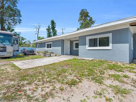 3rd image of 8396 Sevigny Dr