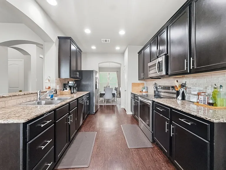 3507 Rusack Dr — Photo 6