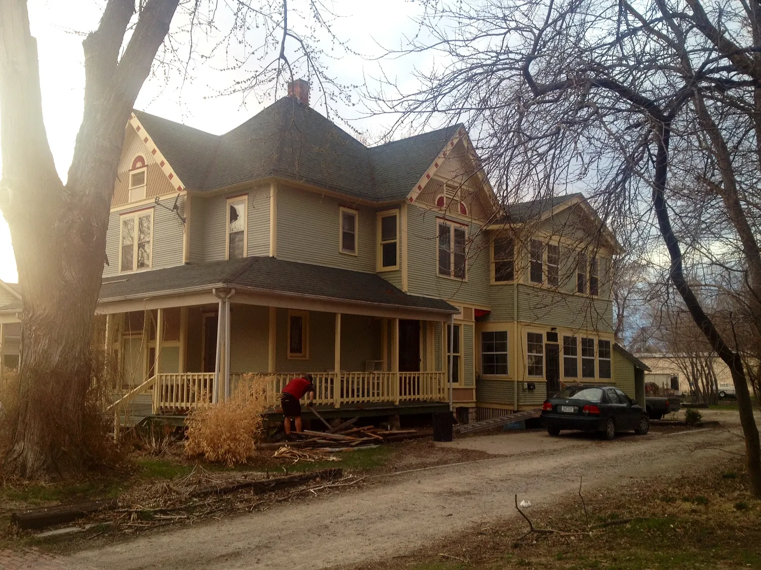 505 W Broadway - 3 — Photo 3