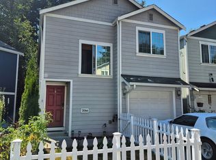 2066 NE Green Glen Ln, Bremerton, WA 98311