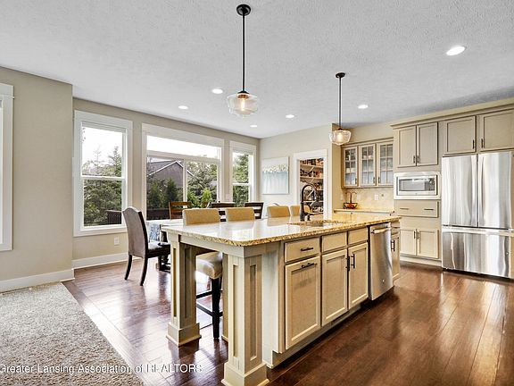 3rd image of 13258 Willow Grove Dr