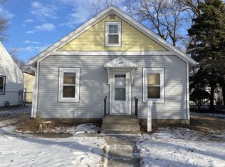 607 7th Ave SE, Jamestown, ND 58401