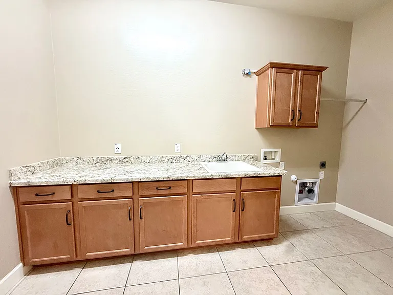 5296 Autumn Leaf Ln — Photo 13