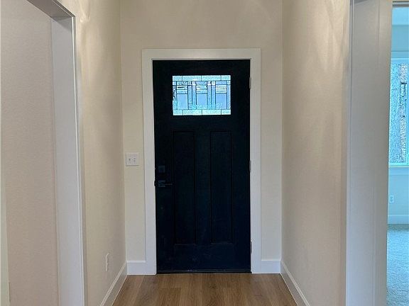 4th image of 3 Lydney Ln