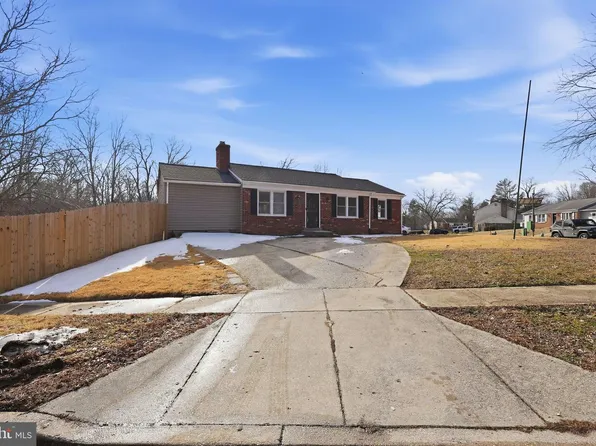 13001 Windbrook Dr, Clinton, MD 20735