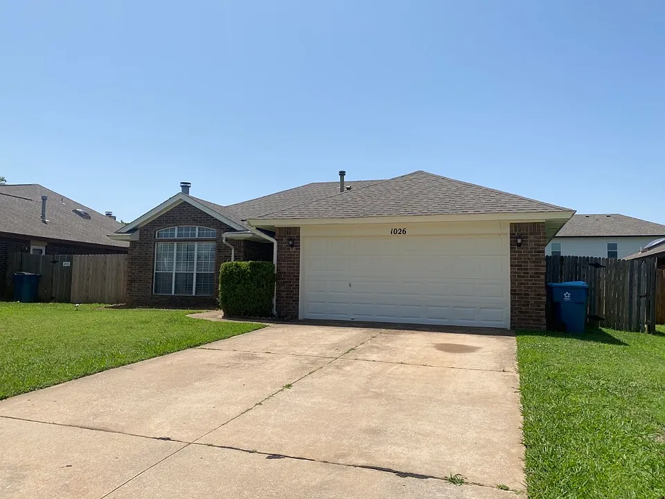 1026 Dustin Dr