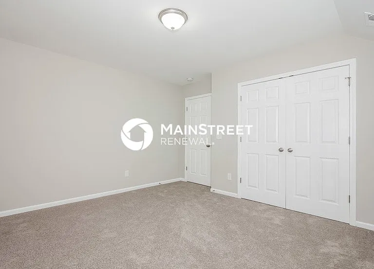 3718 Bullard St — Photo 8