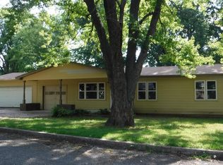 1318 Sharon St, Muskogee, OK 74403