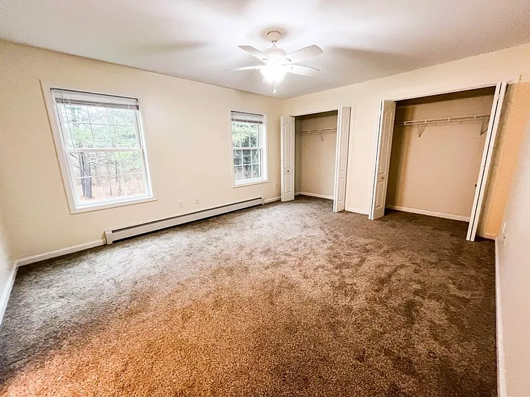 392 Troy Rd #1 — Photo 8
