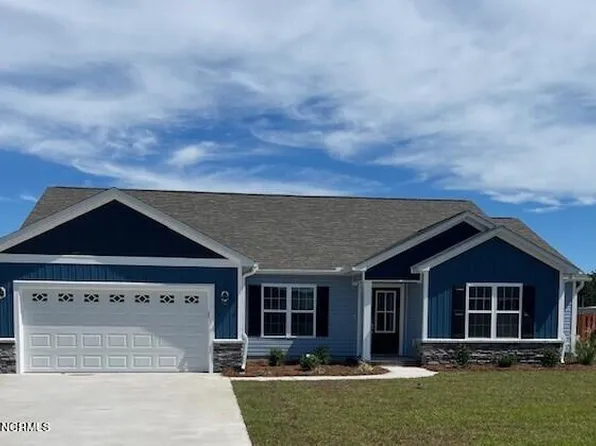 200 Harvest Boulevard, Havelock, NC 28532