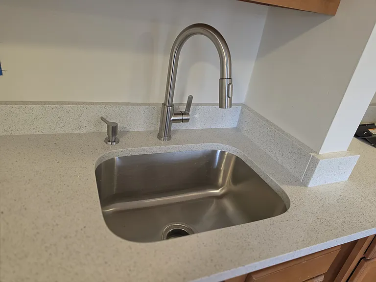 61 Oak St #2 — Photo 4