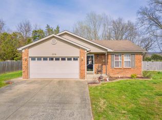 1048 Pauley Ct, Berea, KY 40403