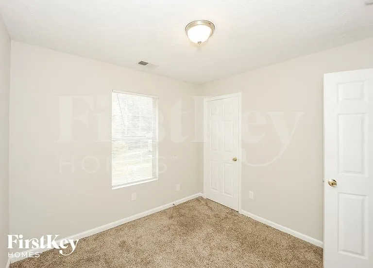 5692 Norman Ct — Photo 13