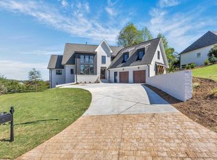 14 Monet Dr, Greenville, SC 29609