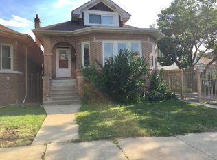 5345 W Oakdale Ave, Chicago, IL