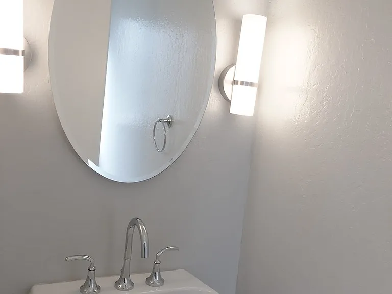 Village Square Townhomes — Photo 23