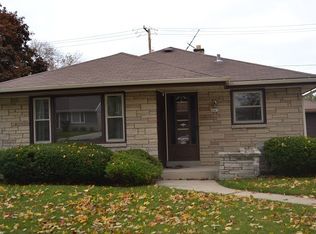 4462 S 5th Pl, Milwaukee, WI 53207