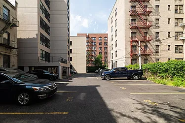 Rented by Twin Group